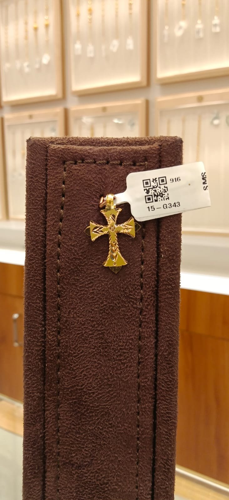 Cross Dollar